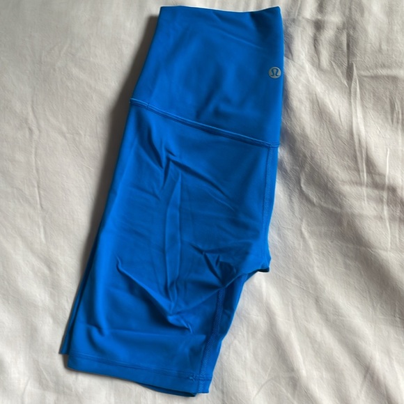 Lululemon Align High Rise 8” Short - Picture 4 of 8